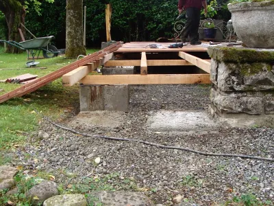 Préparation de la structure bois pour extension de terrasse sur plots